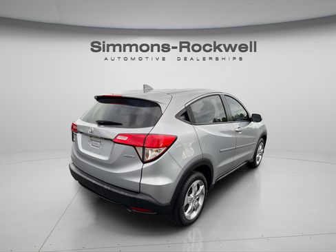 Used 2022 Honda HR-V LX image 5