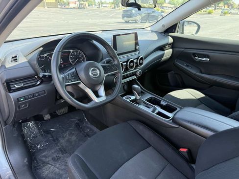 Used 2022 Nissan Sentra SV w/ Trunk Package FWD image 13
