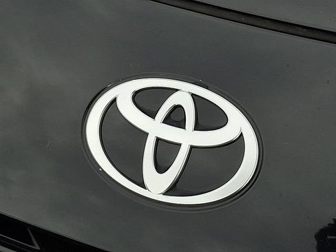 Used 2026 Toyota Camry SE w/ Convenience Package FWD image 30