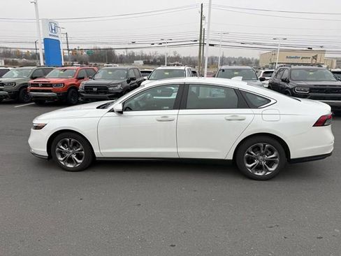 Used 2024 Honda Accord EX image 6