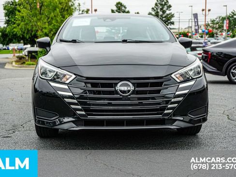 Used 2024 Nissan Versa SV FWD image 10