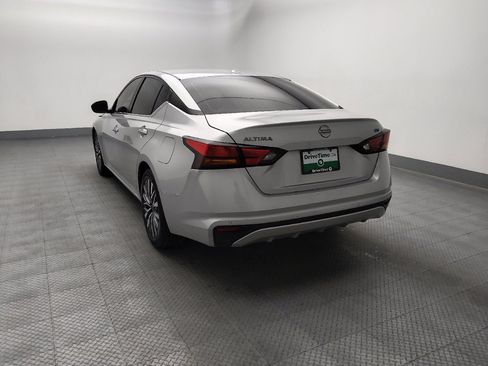 Used 2023 Nissan Altima 2.5 SV FWD image 6