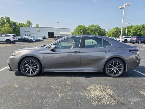 Certified 2024 Toyota Camry SE AWD/4WD image 4
