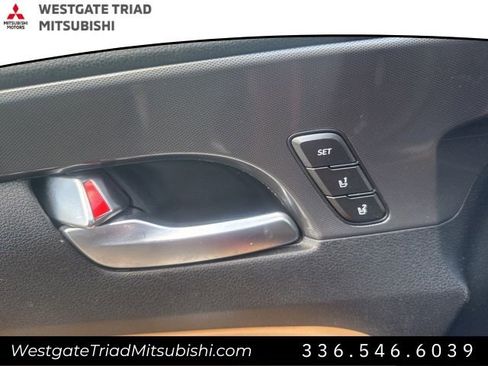 Used 2023 Hyundai Santa Fe Calligraphy image 13