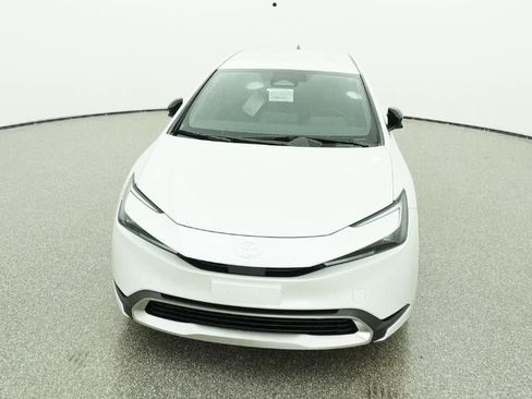 New 2026 Toyota Prius Plug-In Hybrid FWD image 15