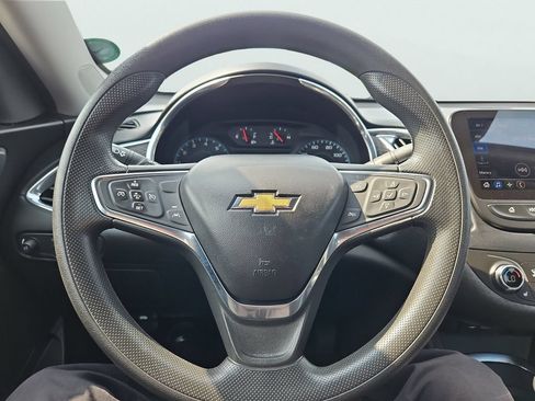 Used 2020 Chevrolet Malibu LT FWD image 27