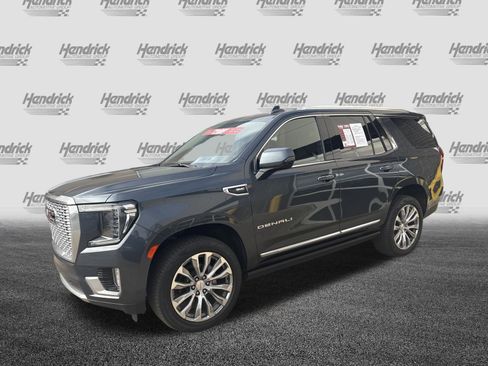Used 2021 GMC Yukon Denali w/ Denali Premium Package image 5