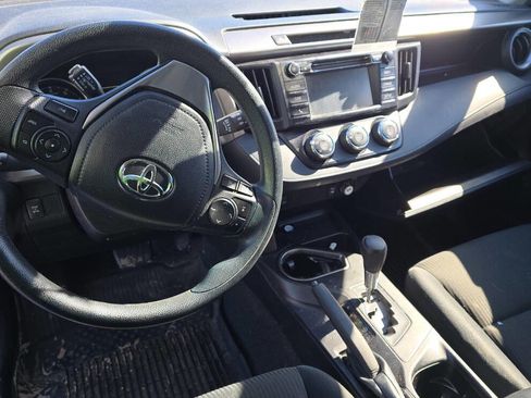 Used 2020 Nissan Rogue S w/ Special Edition Package image 19