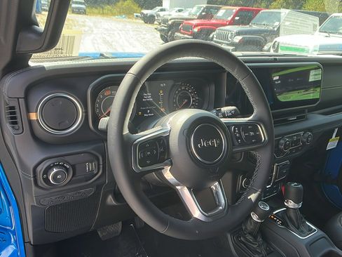 New 2025 Jeep Wrangler Sahara image 21