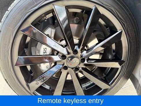 Used 2022 Genesis GV80 3.5T w/ Prestige Package 07 AWD/4WD image 3