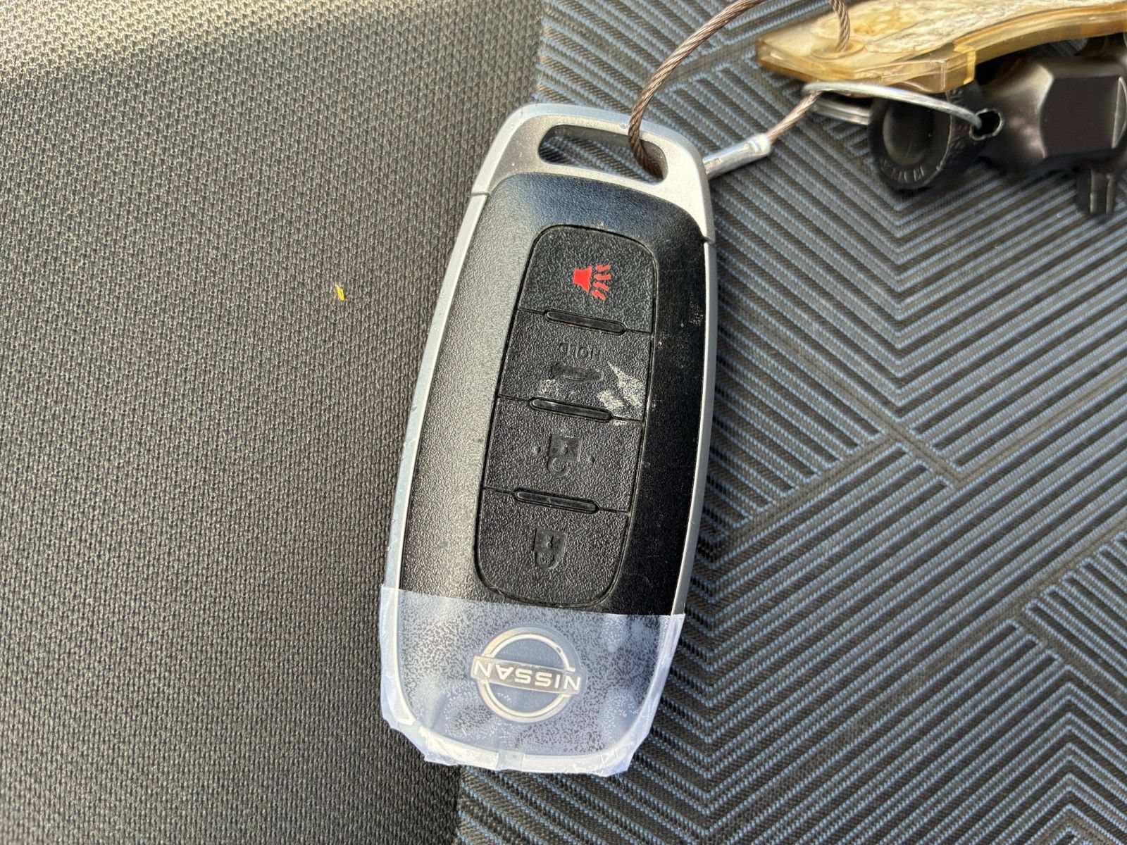 Used 2025 Nissan Versa SV FWD image 20