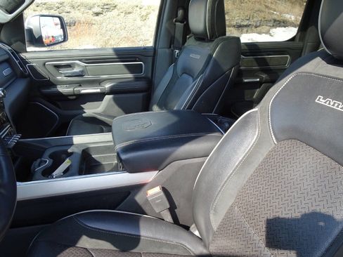 Used 2019 RAM 1500 Laramie image 19