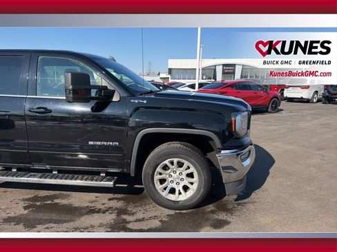 Used 2017 GMC Sierra 1500 SLE w/ SLE Value Package AWD/4WD image 10