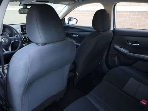 Used 2023 Nissan Sentra SV image 18