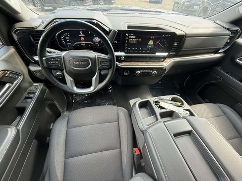 Used 2024 GMC Sierra 1500 Elevation AWD/4WD image 15