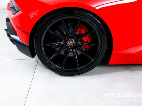 Used 2016 Lamborghini Huracan LP 580-2 RWD image 27