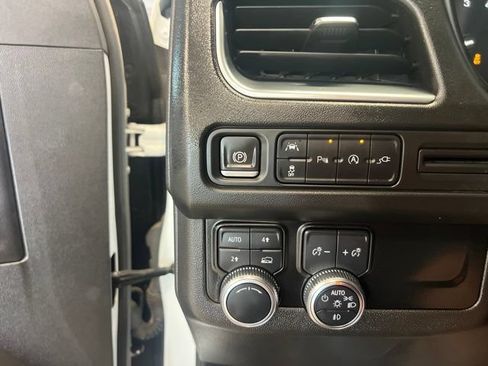 Certified 2021 GMC Yukon SLT AWD/4WD image 13