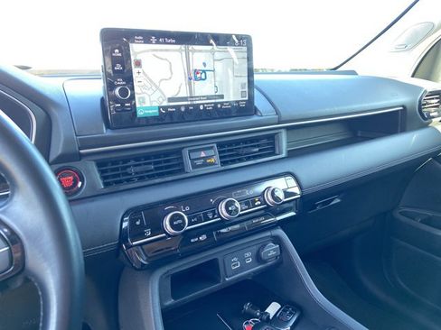 Used 2025 Honda Pilot Touring image 39