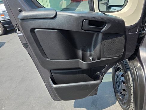 Used 2022 RAM ProMaster 2500 w/ Interior LED Lighting Group FWD image 19