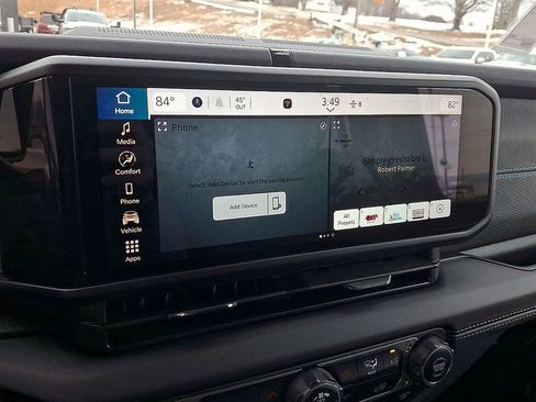 Used 2025 Jeep Wrangler Unlimited Rubicon 4xe AWD/4WD image 17