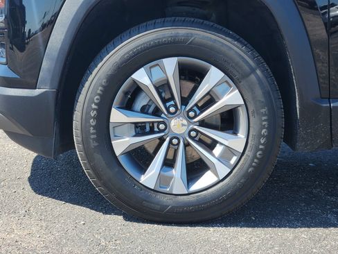Used 2025 Chevrolet Equinox LT w/ Convenience Package II FWD image 10