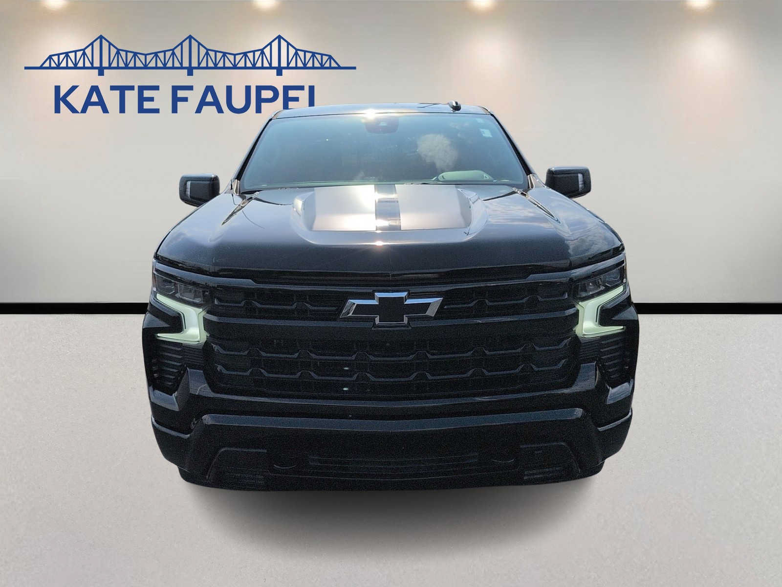 Used 2023 Chevrolet Silverado 1500 RST w/ Rally Edition AWD/4WD image 2