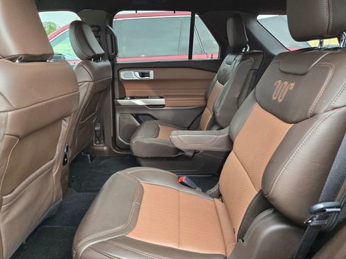 Used 2023 Ford Explorer King Ranch w/ Technology Package RWD image 15
