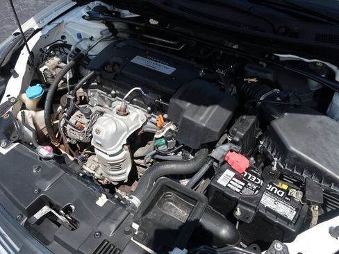 Used 2013 Honda Accord EX image 39