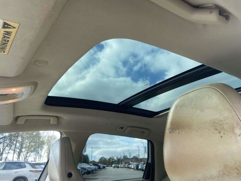 Used 2011 Volvo XC60 3.2 R-Design image 18