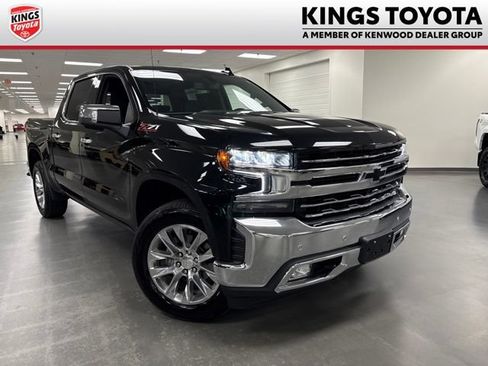 Used 2022 Chevrolet Silverado 1500 LTZ AWD/4WD image 1