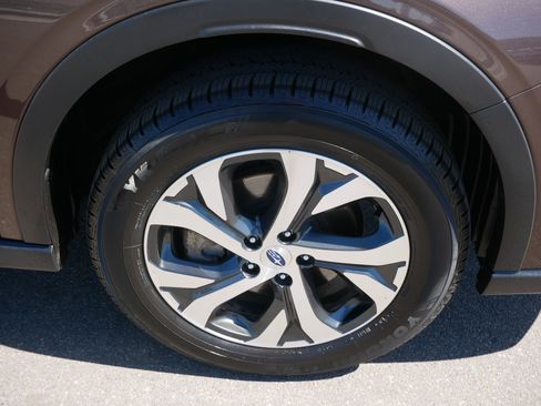 Used 2022 Subaru Outback Limited AWD/4WD image 15