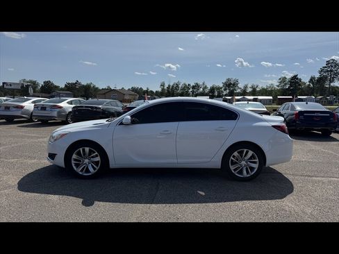 Used 2016 Buick Regal FWD image 9