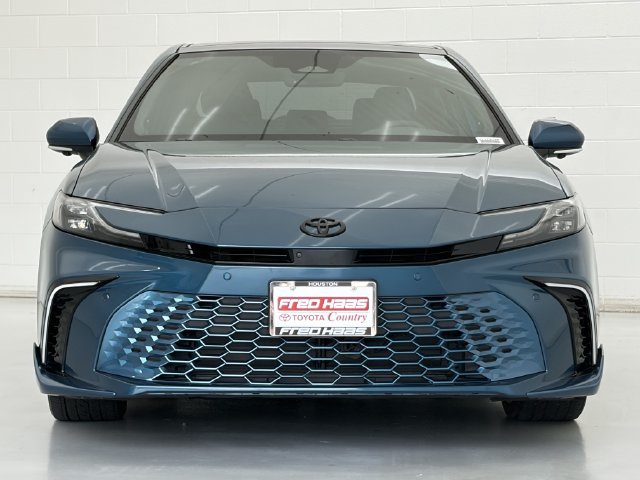 Used 2026 Toyota Camry XSE w/ Premium Plus Package FWD image 3