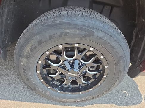 Used 2025 RAM 1500 Big Horn AWD/4WD image 25