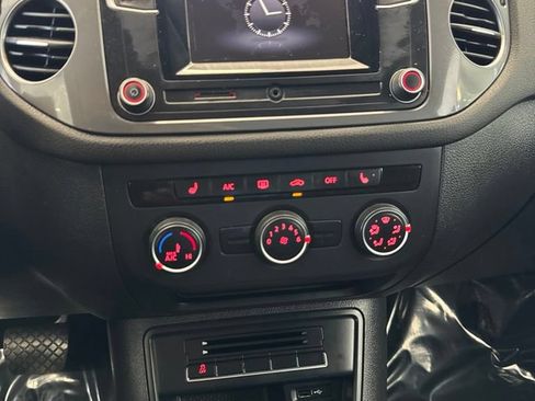 Used 2016 Volkswagen Tiguan S FWD image 14