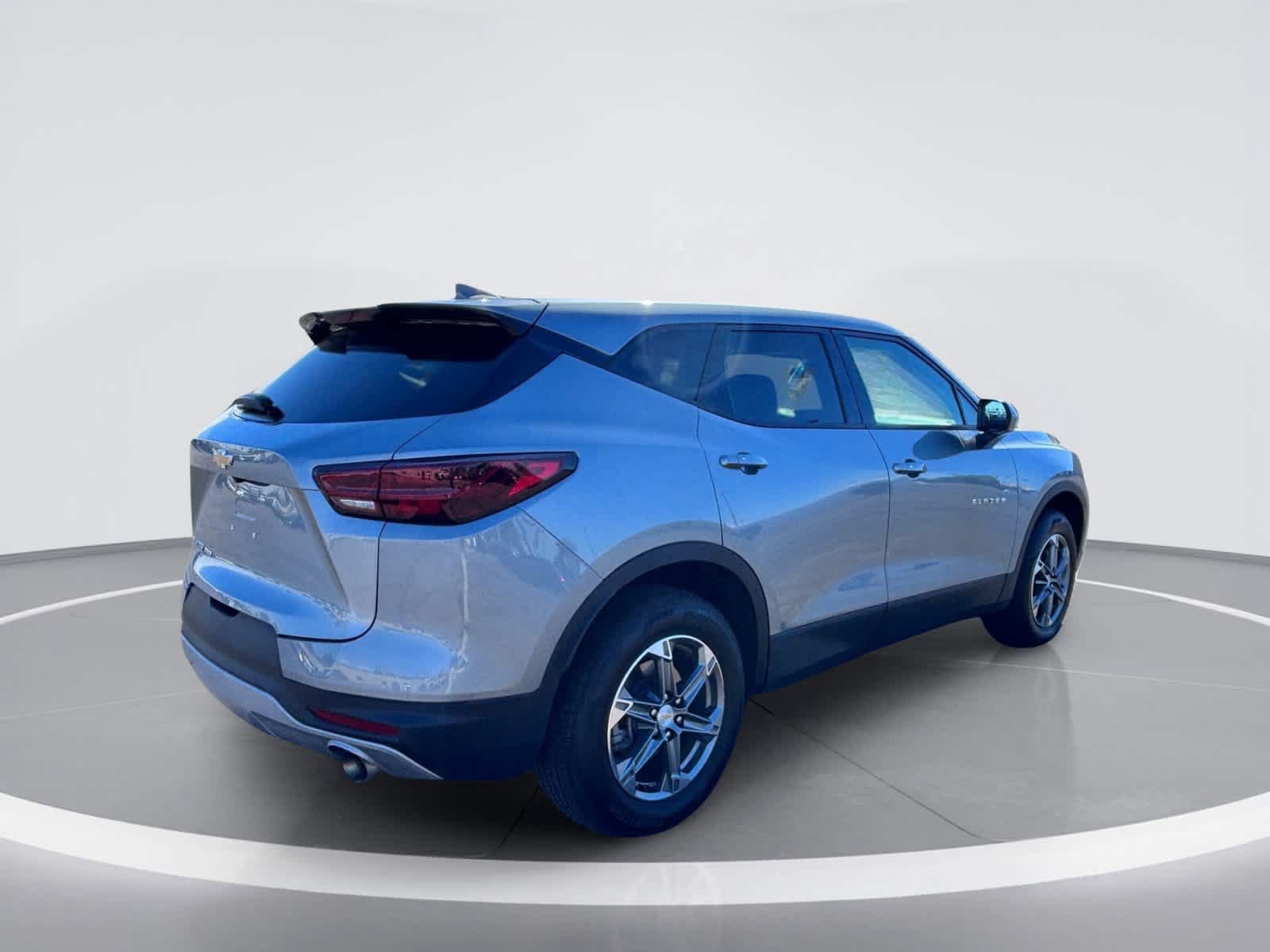 Used 2023 Chevrolet Blazer LT w/ LPO, Cargo Package AWD/4WD image 7