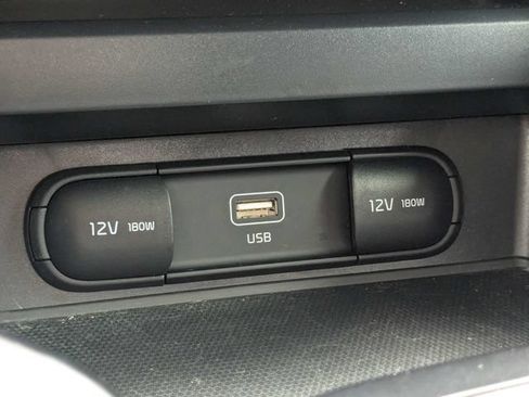 Used 2024 Kia Soul LX FWD image 31