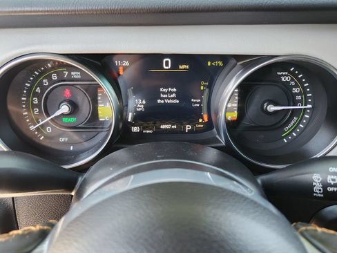 Used 2021 Jeep Wrangler Unlimited Sahara AWD/4WD image 7