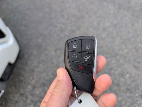 Used 2025 GMC Sierra 1500 Denali Ultimate image 13