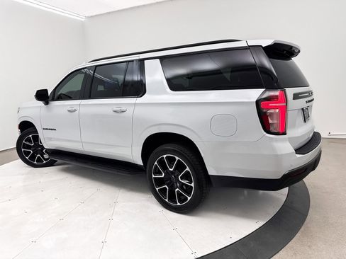 Used 2021 Chevrolet Suburban RST w/ Rear Media and Nav Package image 10