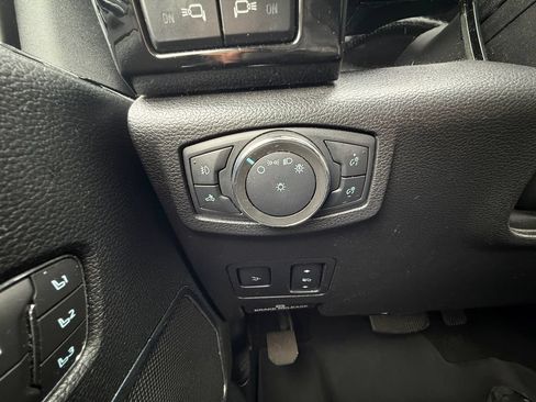 Used 2020 Ford F250 Lariat w/ Lariat Ultimate Package AWD/4WD image 20