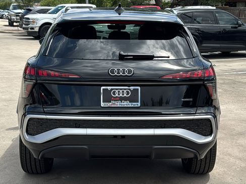 New 2026 Audi Q3 quattro 2.0T AWD/4WD image 6