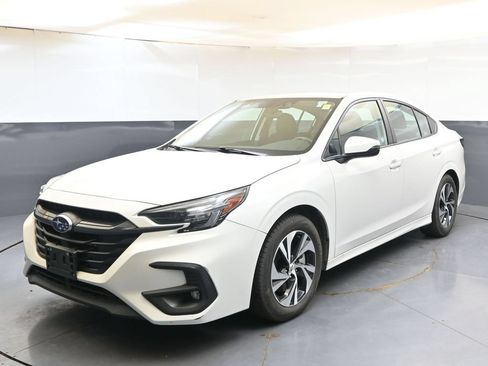 Certified 2025 Subaru Legacy Premium AWD/4WD image 1