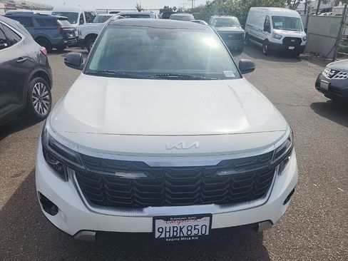 Certified 2024 Kia Seltos S image 2