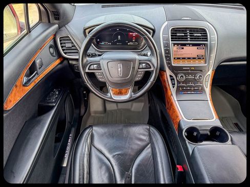 Used 2019 Lincoln Nautilus Reserve image 28