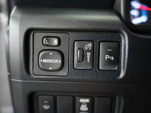 Used 2019 Toyota 4Runner Limited image 47