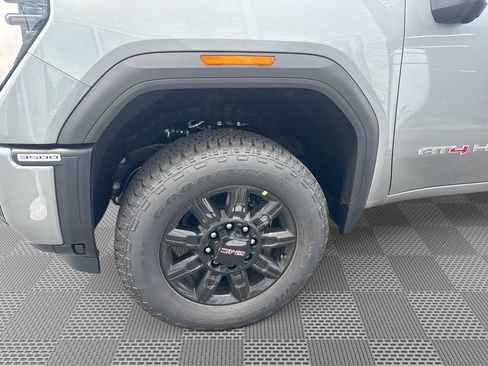 New 2026 GMC Sierra 3500 AT4 w/ AT4 Premium Plus Package AWD/4WD image 30