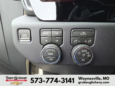 New 2026 Chevrolet Silverado 1500 RST w/ Convenience Package II AWD/4WD image 21