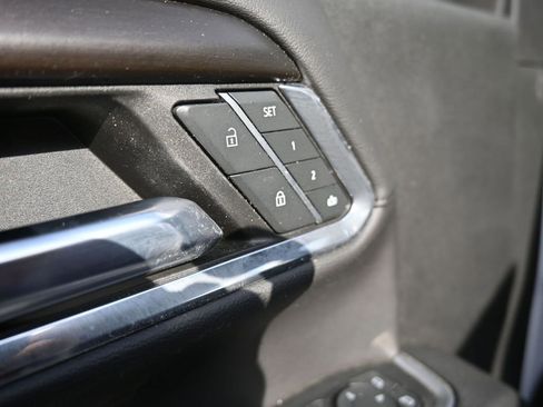 Used 2024 GMC Sierra 3500 Denali w/ Denali Reserve Package image 32