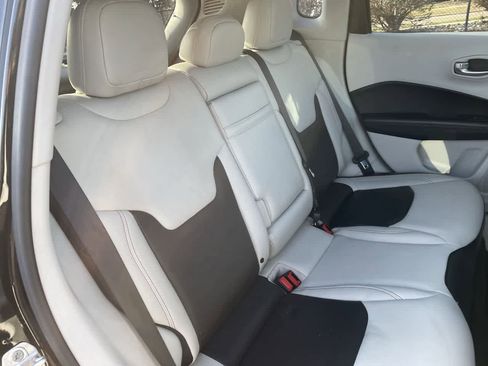 Used 2018 Jeep Compass Limited w/ Navigation Group image 15